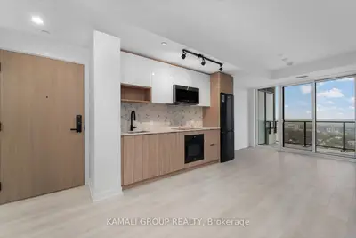 5 Defries Street 2713, Toronto, On M5a 0w7