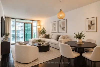 30 Grand Trunk Crescent 1008, Toronto, On M5j 3a4