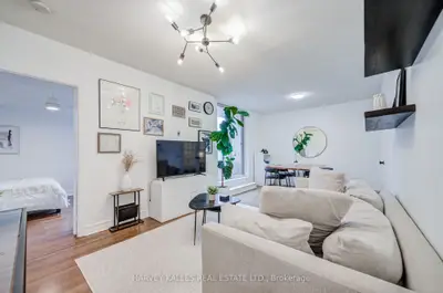 5 Rosehill Avenue 910, Toronto, On M4t 3a6