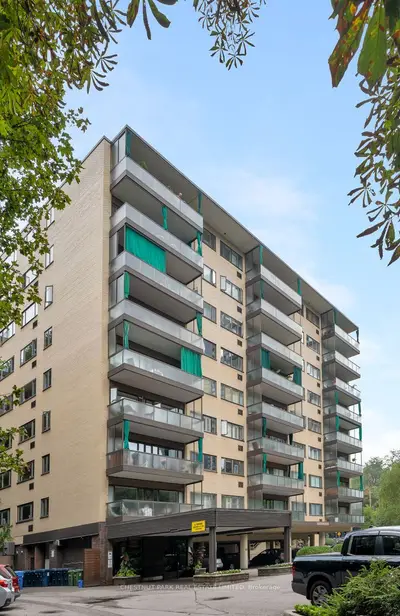 120 Rosedale Valley Road 207, Toronto, On M4w 1p8