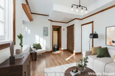 228 St. George Street 5, Toronto, On M5r 2n5