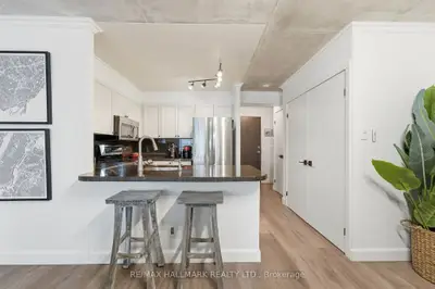600 Queens Quay W 705, Toronto, On M5v 3m3