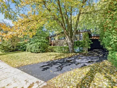 91 Larkfield Drive, Toronto, On M3b 2h6