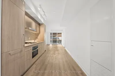 771 Yonge Street 906, Toronto, On M4w 0b8