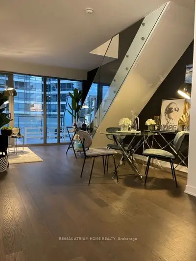 57 St Joseph Street 1611, Toronto, On M5s 0c5