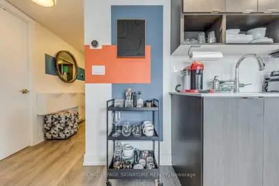 89 Mcgill Street 1011, Toronto, On M5b 1h5