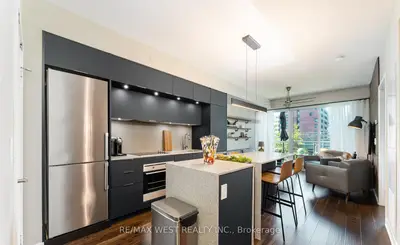 170 Sumach Street 507, Toronto, On M5a 0c3