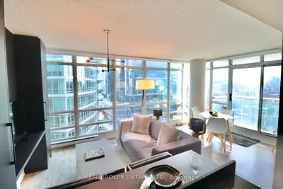 381 Front Street 1902, Toronto, On M5v 3r8