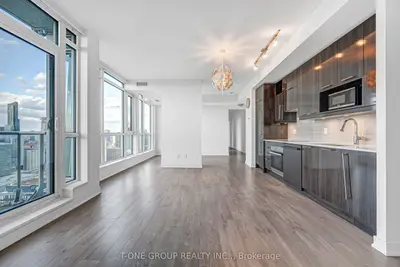30 Nelson Street 3901, Toronto, On M5v 0h5