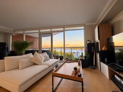 550 Queens Quay W 812, Toronto, On M5v 3m8