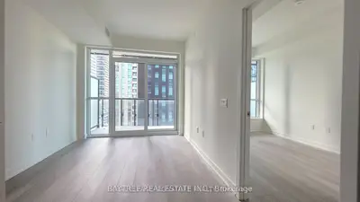 110 Broadway Avenue 1304, Toronto, On M4p 1v7