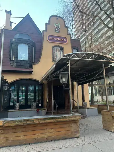 21 Gloucester Street, Toronto, On M4y 1l8