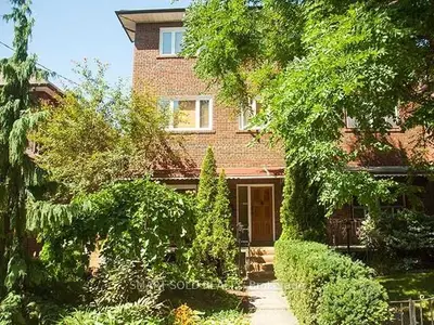 Lower 232 Crawford Street, Toronto, On M6j 2v6