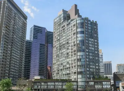 24 Wellesley Street W 212, Toronto, On M4y 2x6
