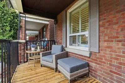 28 Conway Avenue, Toronto, On M6e 1h2