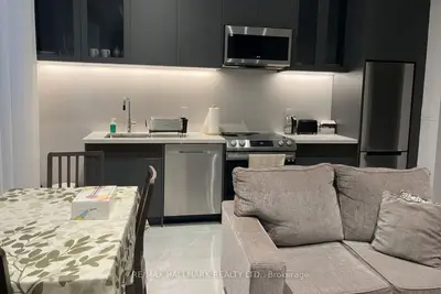 125 Florence Avenue A (lower), Toronto, On M2n 1g2