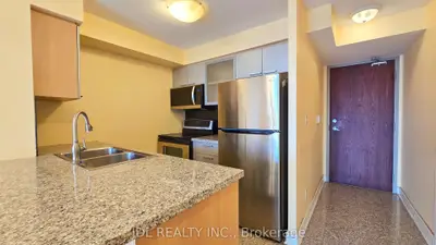 16 Harrison Garden Boulevard 1009, Toronto, On M2n 7j6