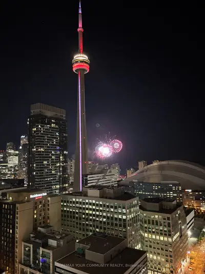 88 Blue Jays Way U2707, Toronto, On M5v 0l7