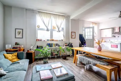 926 King Street W Upper/rear, Toronto, On M5v 1p5
