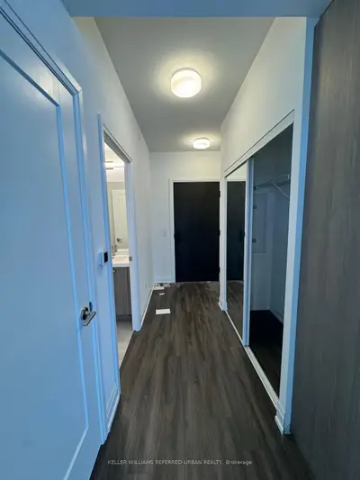 20 Soudan Avenue 2204, Toronto, On M4s 0e2