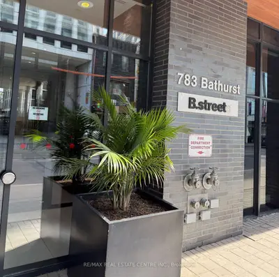 783 Bathurst Street 308, Toronto, On M5s 0a8