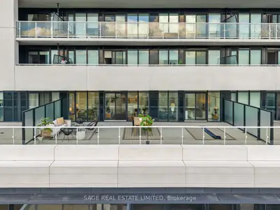 50 O'neill Road 210, Toronto, On M3c 0r1