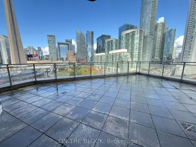 230 Queens Quay W 1515, Toronto, On M5j 2y7