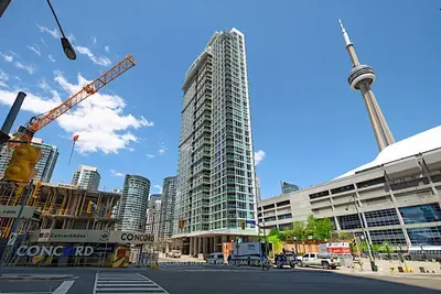 81 Navy Wharf Court 1812, Toronto, On M5v 3s2