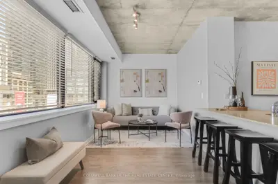 400 Wellington Street W 802, Toronto, On M5v 0b5