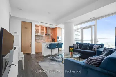 14 York Street 3808, Toronto, On M5j 0b1