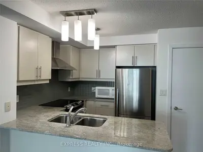 18 Harbour Street 1010, Toronto, On M5j 2z6