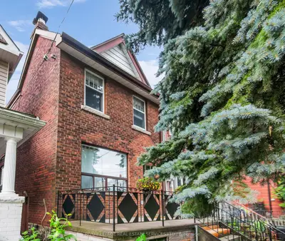 56 Arlington Avenue, Toronto, On M6g 3k8