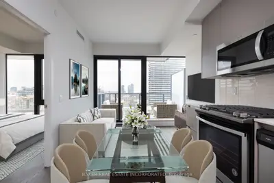 2a Church Street 1601, Toronto, On M5e 0e1