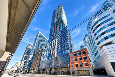 87 Peter Street 2103, Toronto, On M5v 0p1