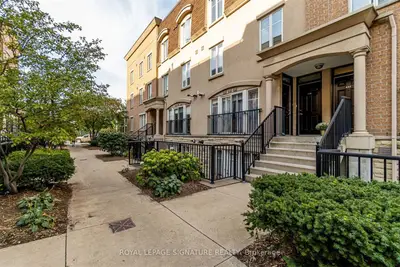 34 Western Battery Road 434, Toronto, On M6k 3n9