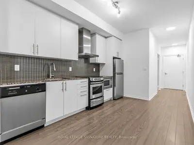 352 Front Street 1411, Toronto, On M5v 1b5