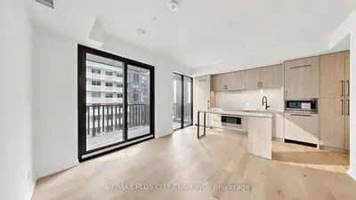 109 Erskine Avenue 1010, Toronto, On M4p 0g6