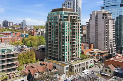 80 Yorkville Avenue 502, Toronto, On M5r 2c2