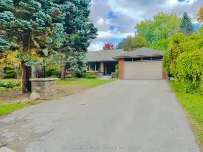 14 Rollscourt Drive, Toronto, On M2l 1x5