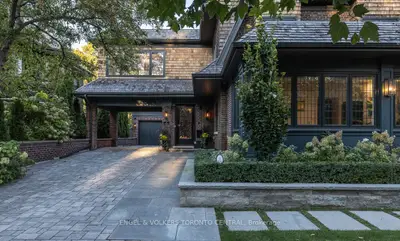 1 Bryce Avenue, Toronto, On M4v 2b3