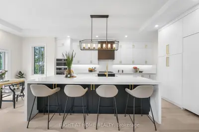 262 Senlac Road, Toronto, On M2r 1p8