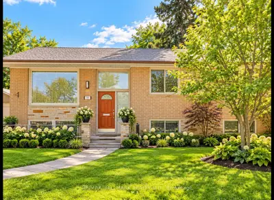 19 Brookwood Court, Toronto, On M3c 1c1