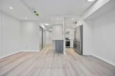 55 Centre Avenue 2205, Toronto, On M5g 2h5