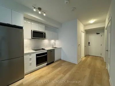 60 Princess Street 629, Toronto, On M5a 2c7