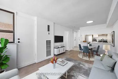 120 St Patrick Street 807, Toronto, On M5t 2x6