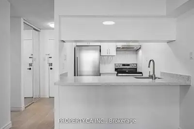 120 St Patrick Street 807, Toronto, On M5t 2x6