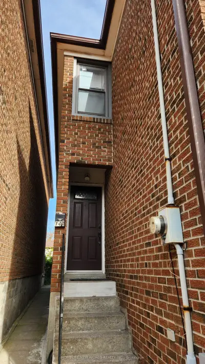 146 Wolseley Street, Toronto, On M6j 3r4