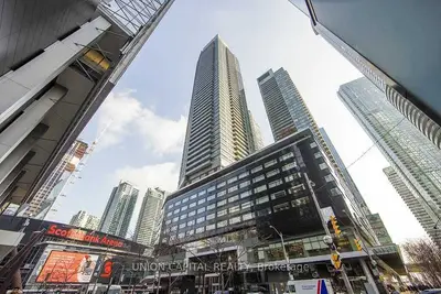 65 Bremner Boulevard 1402, Toronto, On M5j 0a7