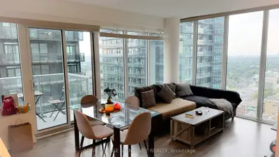 99 Broadway Avenue 3004, Toronto, On M4p 0e3