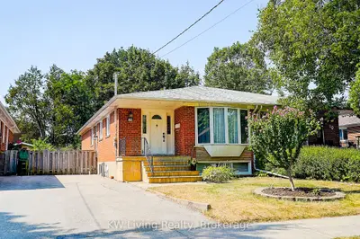 78 Roywood Drive Basement Back Unit, Toronto, On M3a 2e1